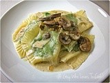 Spinach Ravioli with Mushroom Cream