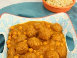 Meatball and Chickpea Curry (Kofta Choley)