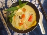 Vermicelli in coconut and veggie broth with tofu and Asian fragrances