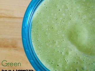 Green monster Smoothie {a great meal replacement!}