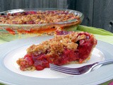 Strawberry Rhubarb Pie with Crumble Topping