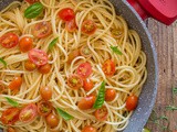 Spaghetti Aglio, Olio e Peperoncino – Spaghetti with Oil and Garlic