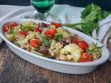 Insalata di patate e melanzane con capperi e olive