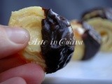 Pasticcini o crepes al cioccolato e crema al moscato
