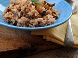 Riso con funghi e salsiccia