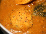 Paruppu Urundai Milagu Kuzhambu