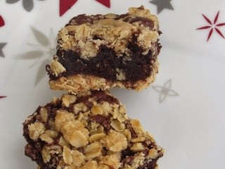 Oatmeal Fudge Bars