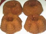 Cinnamon sugar-coated maple apple cakes