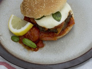 Tomaat/Mozzarella Burgers
