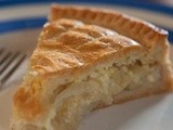 How to Make Cheese and Onion Pie