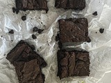 How to Bake Deliciously Fudgy Gluten-Free Cake Mix Brownies