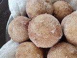 Snickerdoodle Baked Donuts