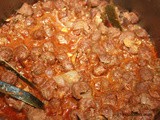 Spicy Soya-Meat Curry in Sri Lankan Style