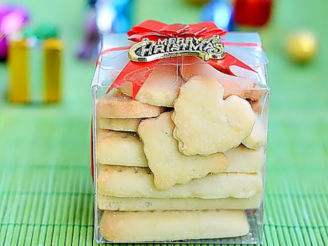 christmas cookies butter  shortbread make butter to eggless cookies  easy recipe biscuits shortbread how