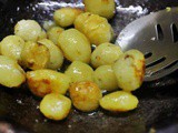 Aloo curry recipe | Aloo butter masala recipe | How to make aloo curry