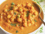 Vegan Pumpkin Curry With Chickpeas