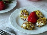 Pistachio Yogurt with Boozy Strawberries/Фисташковый Йогурт с Пьяной Клубникой