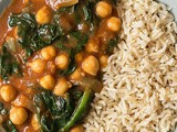 Quick Curried Chickpeas with Spinach – Vegan & Gluten-free