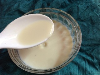 Home Made Sweetened Condensed Milk