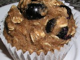 Healthy blueberry oatmeal muffins
