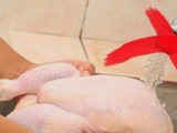Μην πλένετε το ωμό κοτόπουλο πριν το βράσετε (βίντεο).η εκκληση των αρχών υγείας προς τους καταναλωτές!δείτε γιατί
