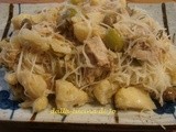 Vermicelli di riso con tonno, cavolfiore, olive e capperi