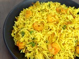 Easy Kolambi Bhat Recipe in Marathi | Prawns Pulao