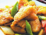 Satay fish curry
