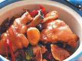 Three cups of chicken