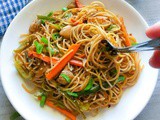 Quick Spicy Chicken Chow Mein Recipe (Easy and Lighter)