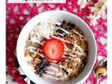 Strawberry Almond Smoothie Bowl – Vegan & Gluten-free