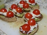 Bruschetta con Choriço and Cherry Tomato Bunkers