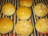 Simple Eggless Bun