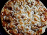 Tuna Onion Pizza / Pizza Tuna Bombay