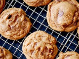 Gingerbread chocolate chip cookies