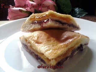 Pizza Crust with Jam Filling