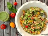 Quinoa mit Kirschtomaten, Avocado & Frühlingszwiebel in Basilikumvinaigrette
