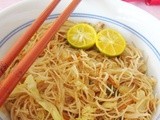 Vegetarian Fried Bee Hoon (Fried Rice Vermicelli)