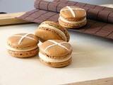 Hot Cross Bun Macarons
