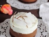 Mousse al cioccolato e cocco con biscotto al cacao