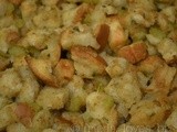 Easy Classic Bread Stuffing...uh...er Dressing