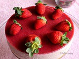 Eggless No Bake Strawberry Cheesecake