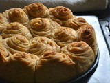 Kubaneh – Yemeni Overnight Bread Rolls Recipe – #BreadBakers