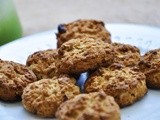 Healthy Whole Grain Cookies with Nuvia Cafe. Perfect Breakfast