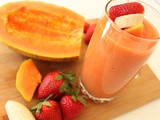 Papaya and Stawberry Smoothie