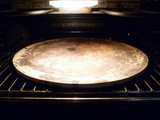 How To Use a Pizza Stone