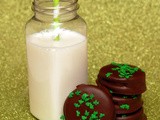 Chocolate dipped oreos for st. patrick's day