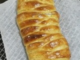 Plaited Bread With Apple Cinnamon Filling (No Knead Dough)