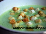 Peas Soup With Croutons
