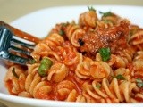 Speedy Weeknight Pasta with Sausage, Tomatoes, Peas and Herbs